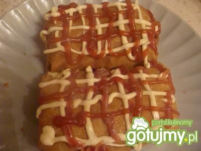 Kurczak z ryżem w naleśnikach Kurczak z ryżem w naleśnikach