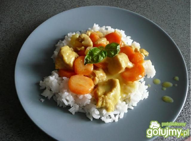 Kurczak z ryżem, warzywami i ananasem!