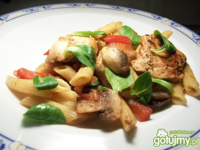 Kurczakowy misz-masz z roszponką Kurczakowy misz-masz z roszponką