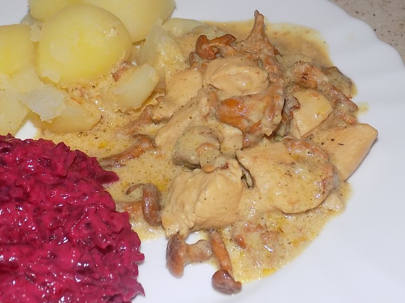 Kurki z filetem w sosie