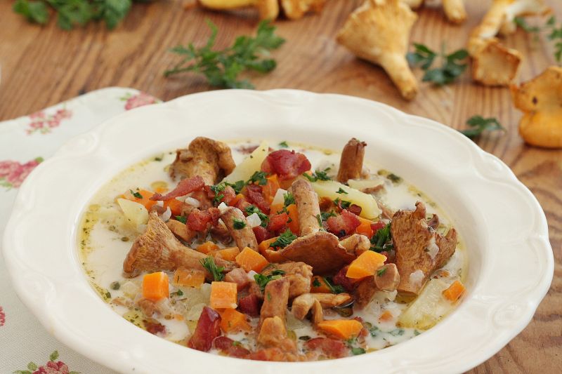 Kurkowa zupa podwędzana