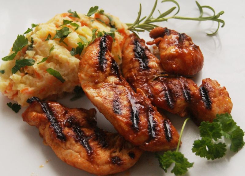 Kurze,, polędwiczki,, grillowane w domu