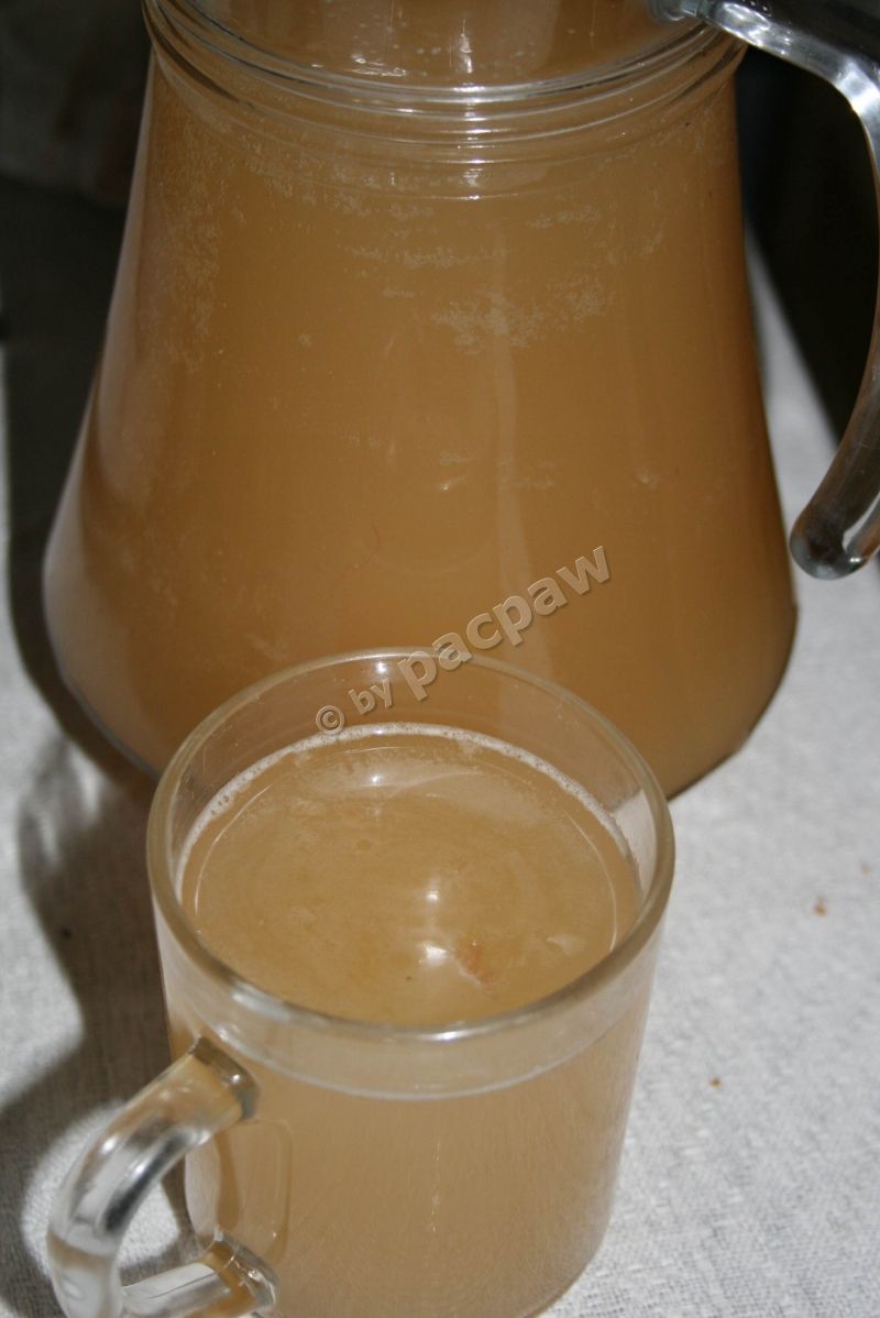 Kwasek – kompot z suszu, z goździkami Kwasek – kompot z suszu, z goździkami