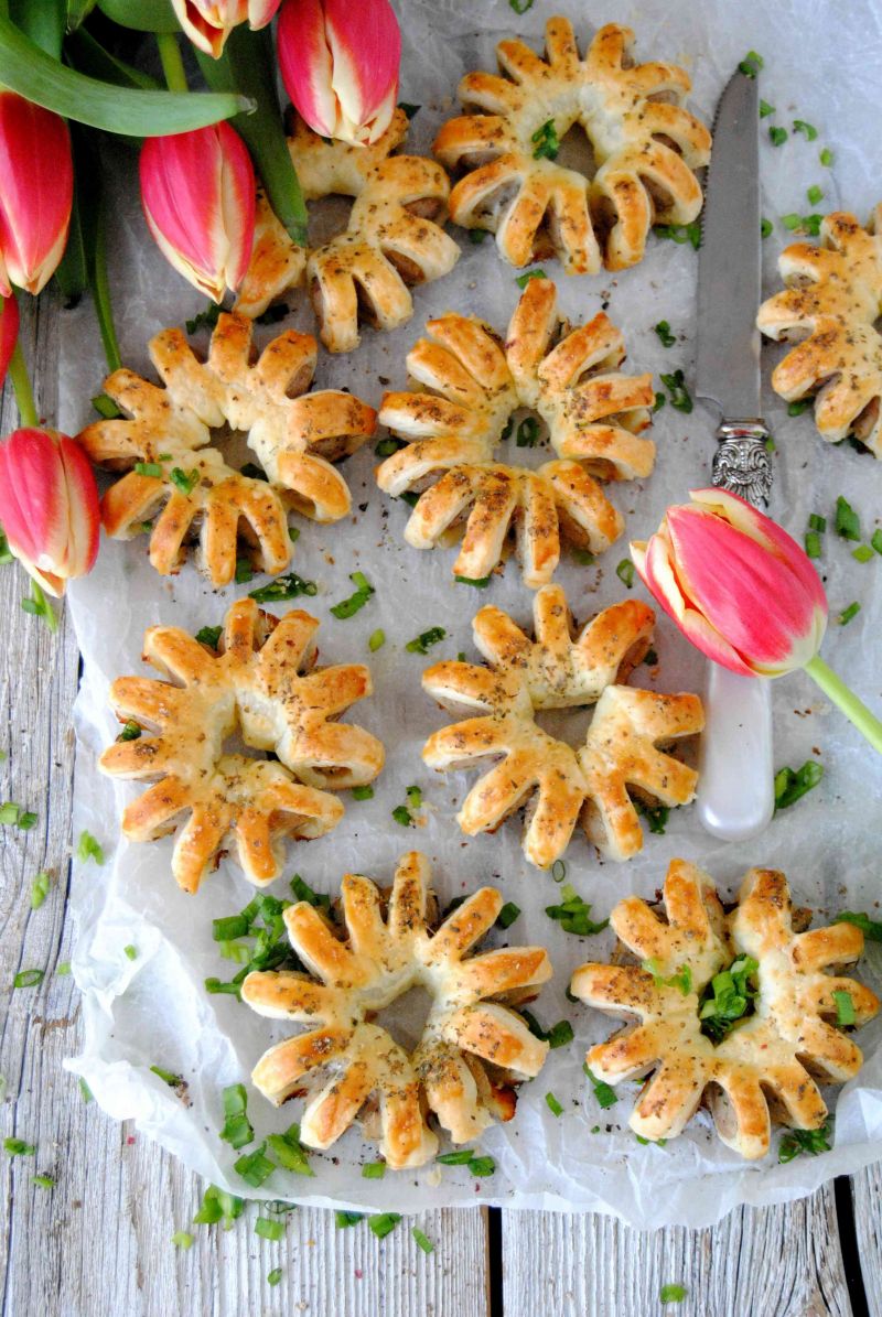 Kwiatuszki z białej kiełbasy  Kwiatuszki z białej kiełbasy