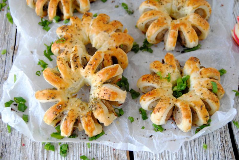 Kwiatuszki z białej kiełbasy  Kwiatuszki z białej kiełbasy