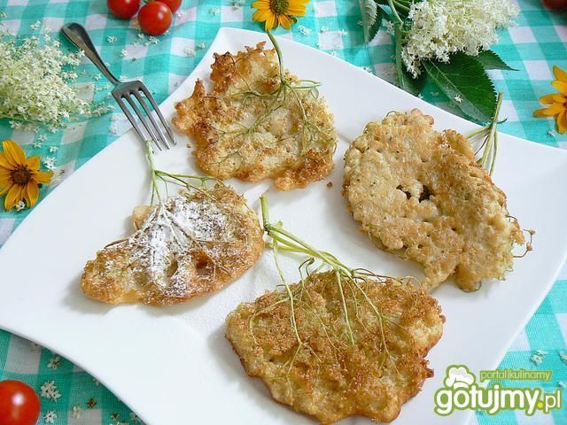 Kwiaty czarnego bzu w cieście Kwiaty czarnego bzu w cieście