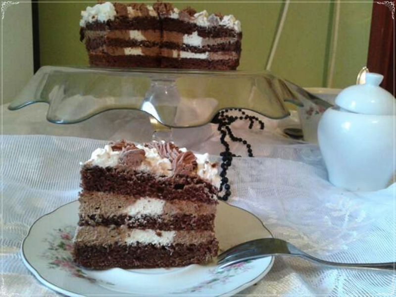 Łaciaty torcik czekoladowo-waniliowy Łaciaty torcik czekoladowo-waniliowy