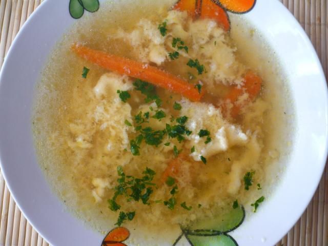 Lane kluski z rosołem