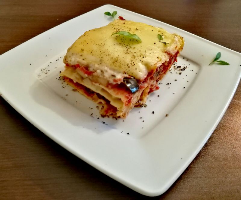 Lasagne z domowym makaronem i warzywami Lasagne z domowym makaronem i warzywami
