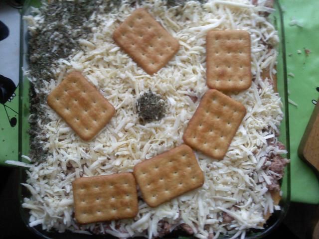 Lasagne z krakersami i szpinakiem Lasagne z krakersami i szpinakiem