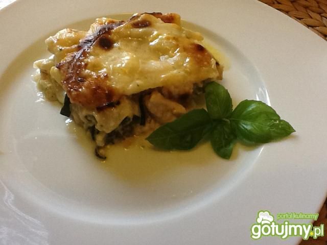 Lasagne z kurczakiem i warzywami Lasagne z kurczakiem i warzywami