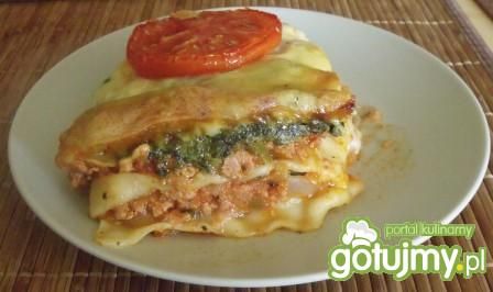 Lasagne z mięsem i szpinakiem