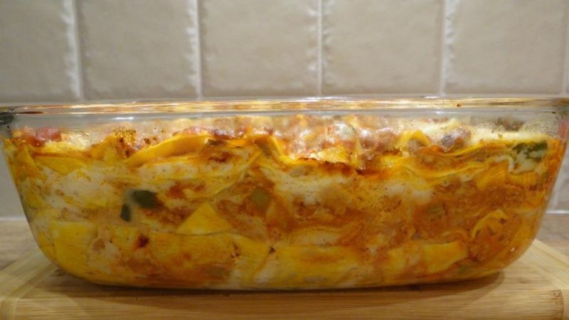 Lasagne z mięsem mielonym i cukinią
