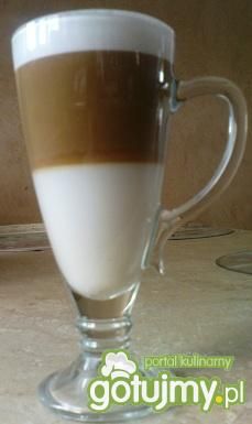 Latte macchiato 
