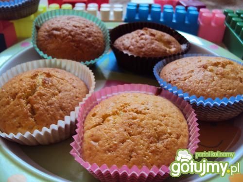 łatwe babeczki z gruszkami