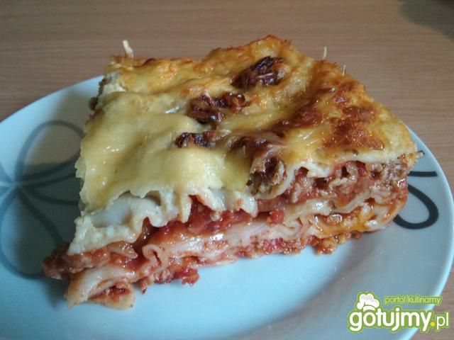 Lazania potrójnie pomidorowa z mięsem