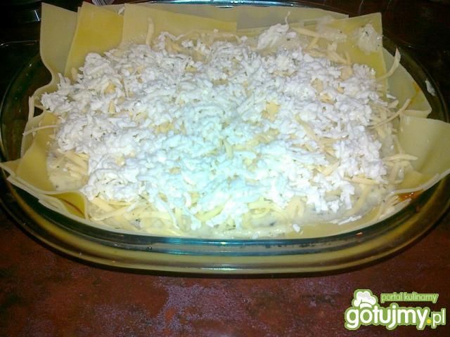 Lazania z mięsem i pieczarkami wg Konczi