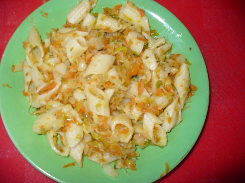 Łazanki jarzynowe z makaronem rurki