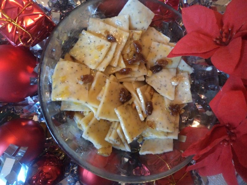 ŁAZANKI Z MAKIEM W SOSIE POMARAŃCZOWYM