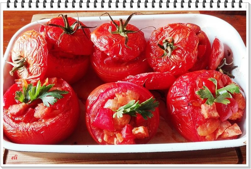 Leczo Eli zapiekane w pomidorach
