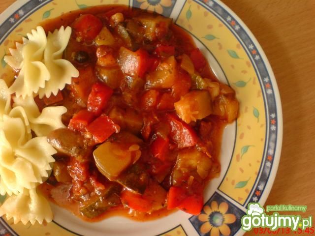 Leczo z cukinią i boczkiem