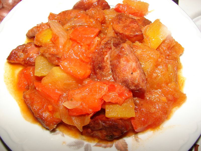 Leczo z cukinią i papryką Leczo z cukinią i papryką