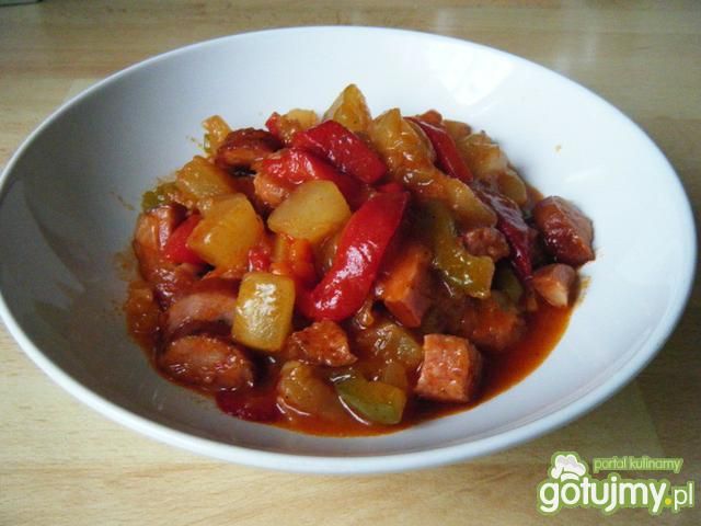 Leczo z cukinii, papryki i wędliny Leczo z cukinii, papryki i wędliny