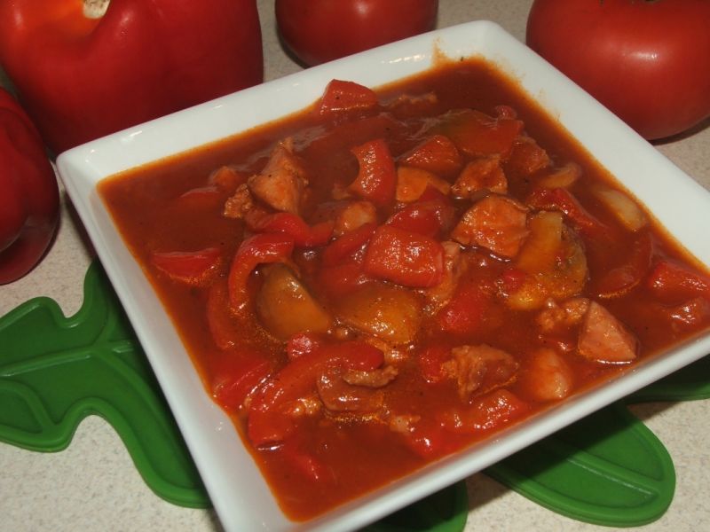 Leczo z czerwoną papryką Leczo z czerwoną papryką