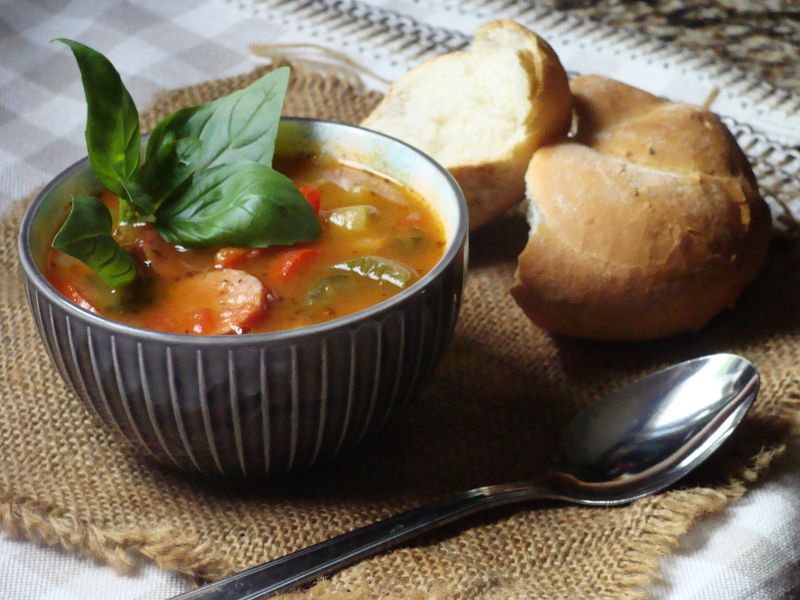 Leczo z dodatkiem kiszonego ogórka