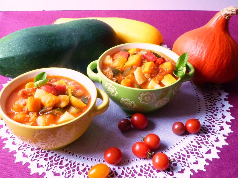 Leczo z dynią i ziemniakami