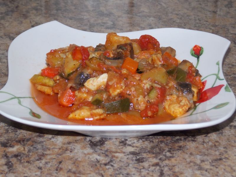 Leczo z filetem kurczaka