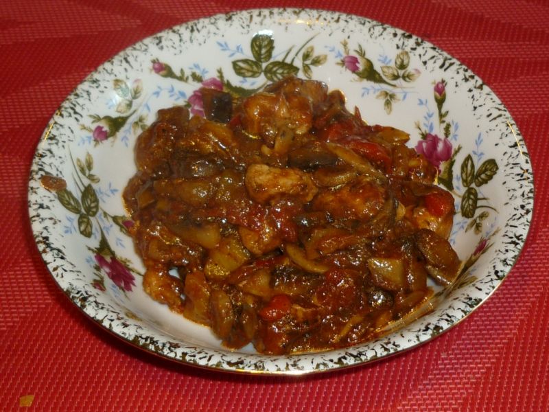 Leczo z gyrosem Leczo z gyrosem