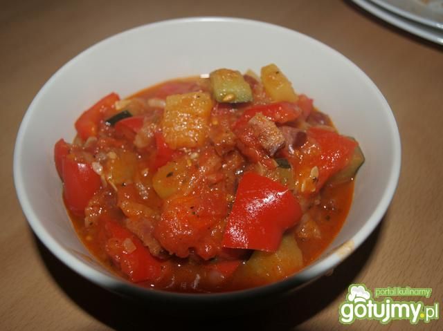 Leczo z kiełbasą wg kolia71 