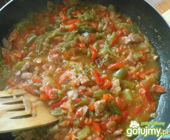 Leczo z kiełbaską śląską  Leczo z kiełbaską śląską