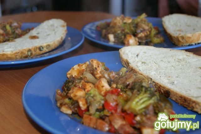 Leczo z kurczakiem i boczkiem Leczo z kurczakiem i boczkiem