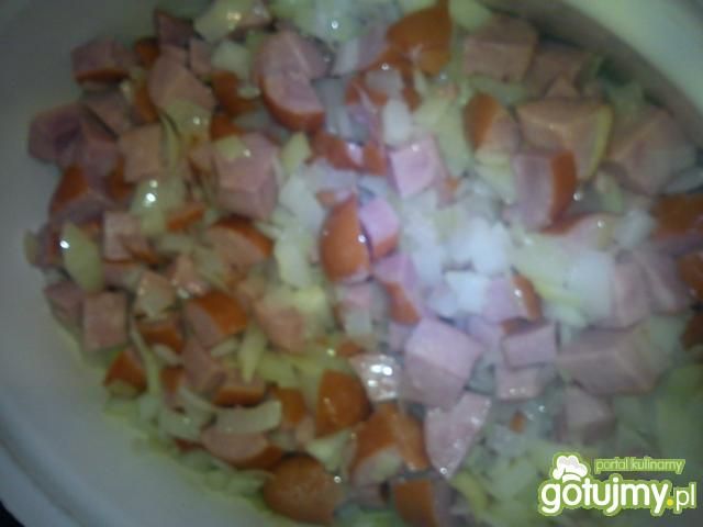 Leczo z oregano i czosnkiem.  