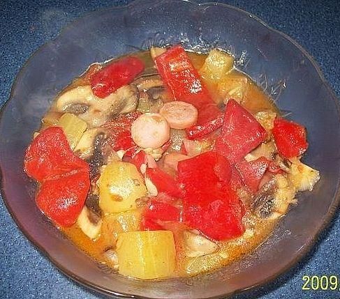 Leczo z pieczarkami Leczo z pieczarkami