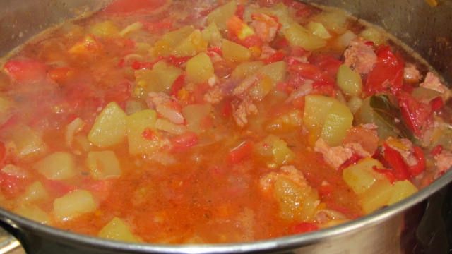 Leczo z pomidorami i marchewką Leczo z pomidorami i marchewką