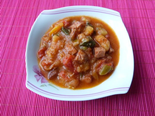 Leczo z warzyw i kiełbasy Leczo z warzyw i kiełbasy