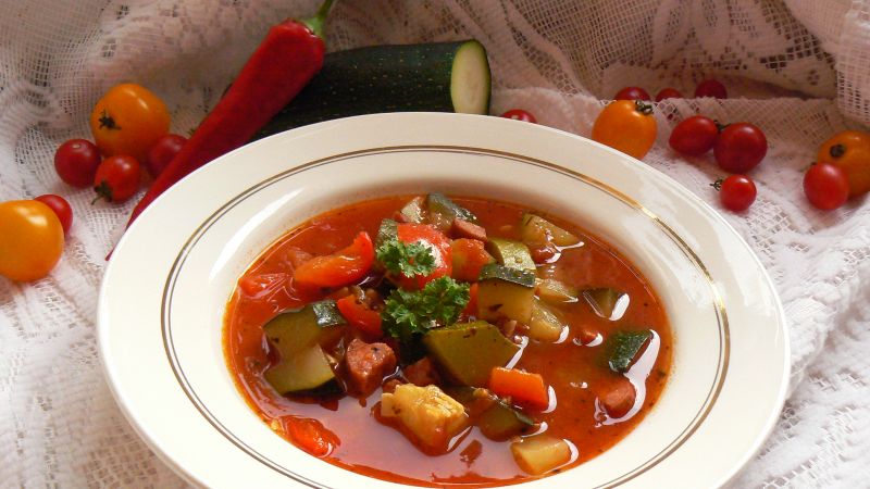 Leczo ze świeżymi pomidorami Leczo ze świeżymi pomidorami