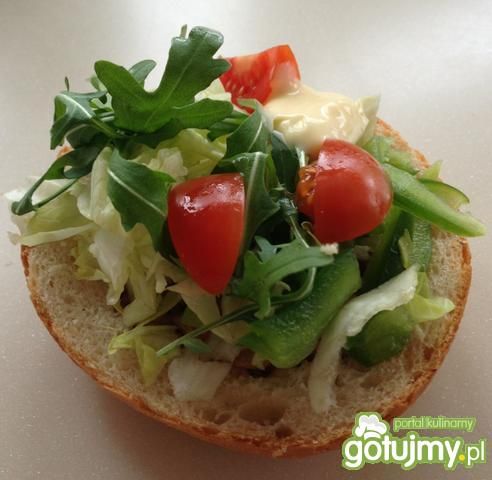 Lekka kanapeczka z kurczaka i zieleniny