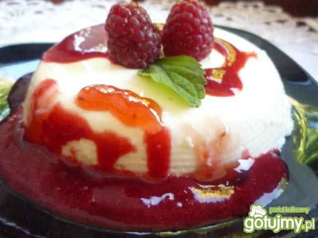 Lekka panna cotta brzoskwiniowa Lekka panna cotta brzoskwiniowa