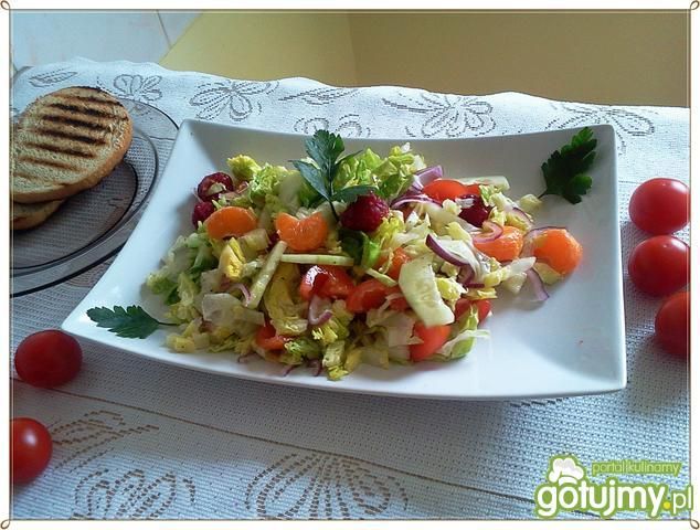 Lekka sałatka na drugie śniadanie  Lekka sałatka na drugie śniadanie
