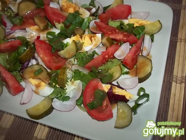 Lekka sałatka z jajkiem