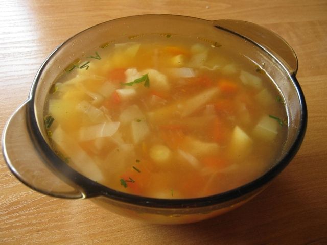 Lekka zupa warzywna  