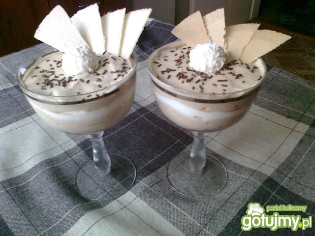 Lekki deser kawowy z serkiem homo Lekki deser kawowy z serkiem homo