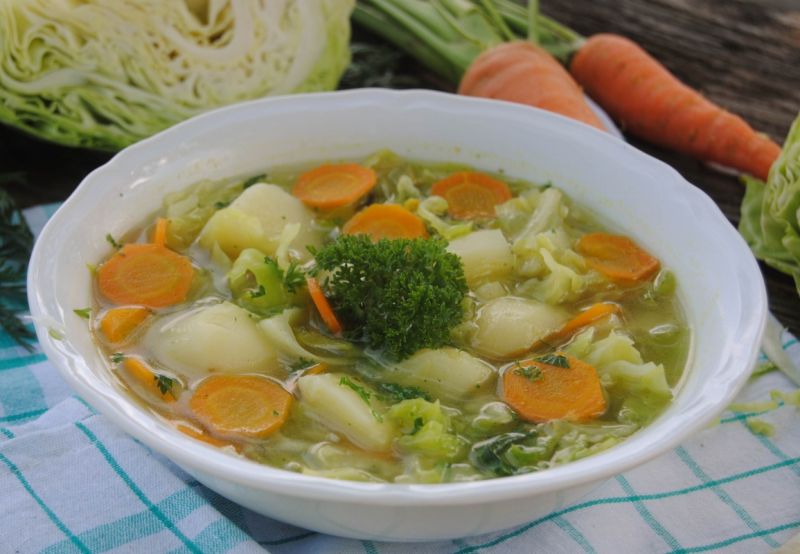 Lekki kapuśniaczek z młodej Lekki kapuśniaczek z młodej