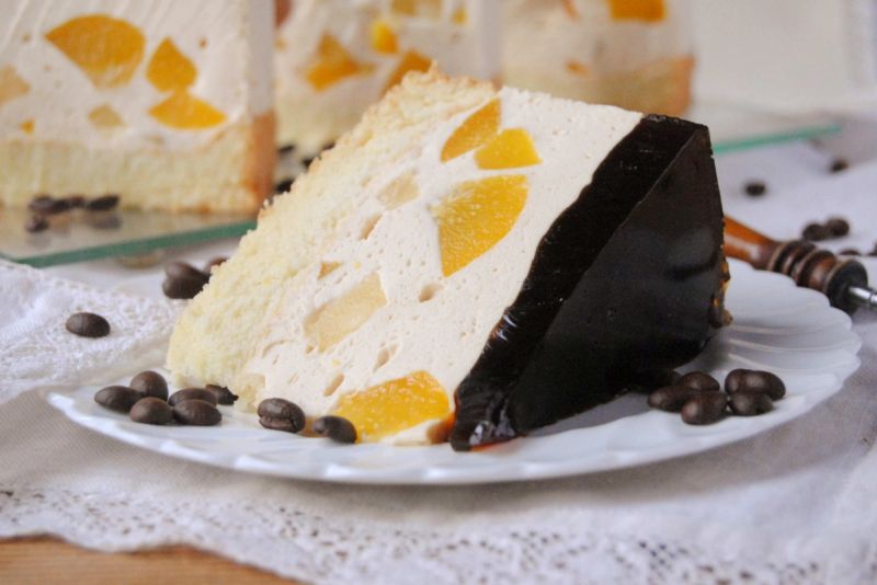 Lekki torcik z kawowym akcentem Lekki torcik z kawowym akcentem