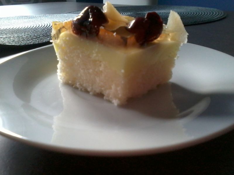 Lekkie ciasto owocowe z galaretką Lekkie ciasto owocowe z galaretką