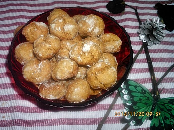 Lekko spękane pierniczki Lekko spękane pierniczki